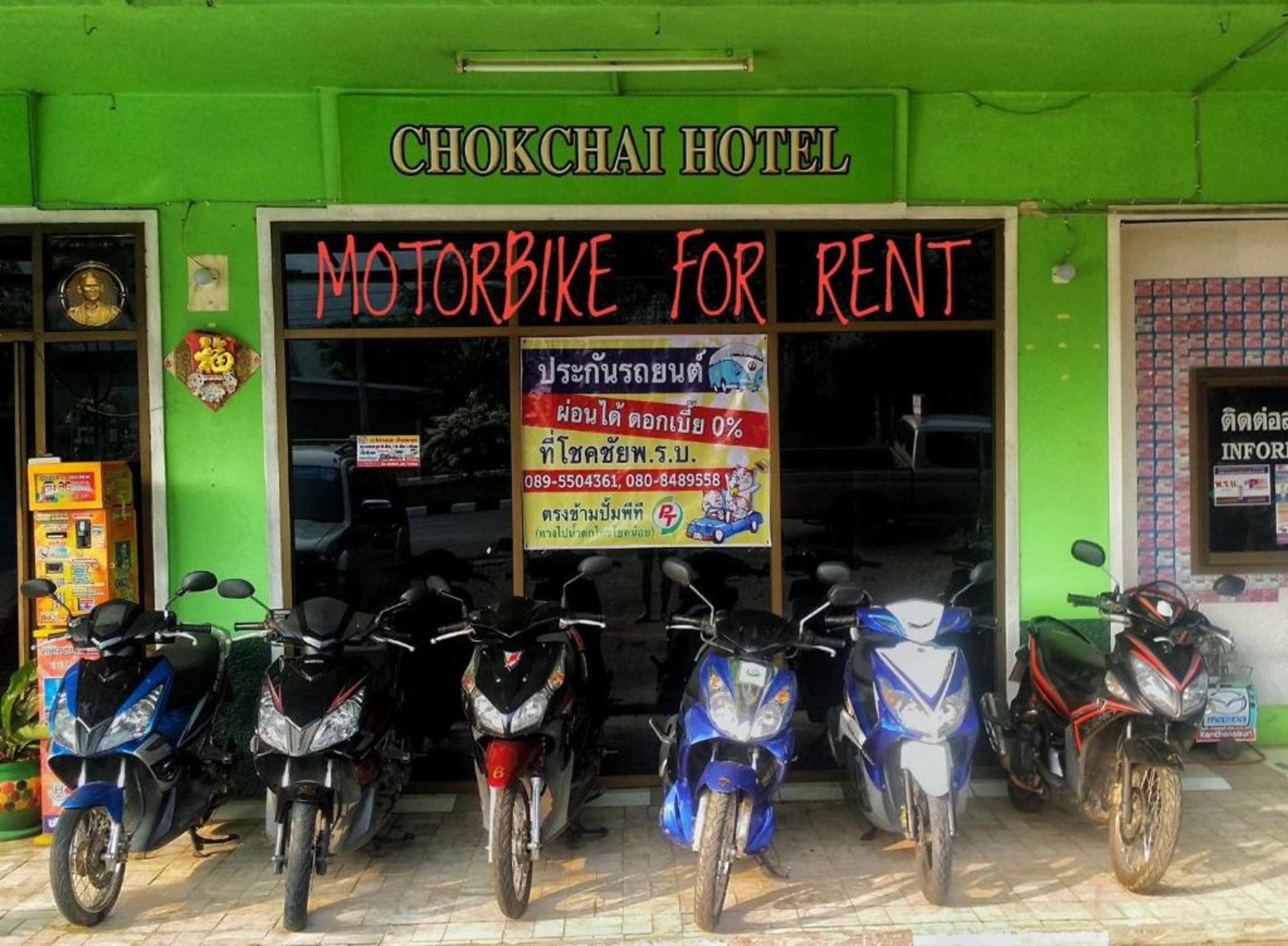 Chokchai Hotel Ban Huai Maenam Noi Exterior foto